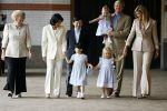 Apeldoorn 18 augustus 2006
Fotosessie Koningin Beatrix met Maxima Prins Willem Alexandert Amalia Alexia en de keizerlijke hoogheden van Japan Prins Naruhito Prinses Masako en prinses Aiko op paleis het Loo.