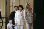 Apeldoorn 18 augustus 2006
Fotosessie Koningin Beatrix Prins Willem Alexander Maxima Amalia Alexia en hunne keizerlijke hoogheden Prins Naruhito prinses Masako en Prinses Aiko van japan op paleis het Loo