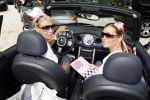 Wassenaar 19 juni 2006
Beau Monde rally met cabrio's.
Ellemieke Vermolen met Quincy trustfull in mini cooper en Leco v Zadelhoff
Peter Smulders bv