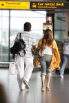 Schiphol 22 juni 2006
John de Wolf brengt zijn nieuwe vriendin Rebecca Loos naar het vliegveld.
Peter Smulders bv