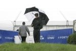 Zandvoort, 10 Augustus 2006
Dutch KLM Open Golf 2006
Voor de eerste maal tussen de professionals, amateur NK Matchplay 2006, Reinier Saxton op de eerste tee met een geweldige stortbui