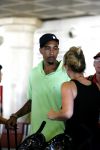 Barcelona 30 juli 2006
Zangeres Anouk met haar man Remon Stotijn (postman) en Benjahmin Elijah enPhoenix op vlieveld Barcelona.