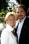 Wassenaar 6 juni 2006
Auberge de Kievit gekozen tot terras van het jaar door talkies.
Ritchy weverling met vrouw
Peter Smulders bv