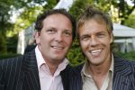 Wassenaar 6 juni 2006
Auberge de Kievit gekozen tot terras van het jaar door talkies.
Robert leroy met Maurice Kroon
Peter Smulders bv