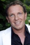 Hoofddorp 28 juni 2006
CD presentatie Robert Leroy in Claus Party house.
Robert  
Peter Smulders bv