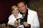 Hoofddorp 28 juni 2006
CD presentatie Robert Leroy in Claus Party house.
Robert  met Joshua en Sascha
Peter Smulders bv