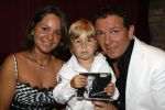 Hoofddorp 28 juni 2006
CD presentatie Robert Leroy in Claus Party house.
Robert  met Joshua en Sascha
Peter Smulders bv