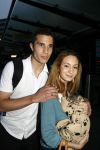 Schiphol 26 juni 2006
Aankomst nederlands elftal na wk.
Robin v Persie met zijn vrouw Bouchra met een poesje.
Peter Smulders bv