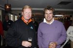 Naarderbos 1 juni 2006
Golfdag tbv de Richard Krajicek foundation.
Ronald Koeman en Toine v Peperstraten
Peter Smulders bv