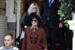 Amsterdam 2 augustus 2006
The Rolling stones vertrekken uit het amstel. Ronnie Wood met zijn vrouw.