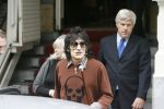 Amsterdam 2 augustus 2006
The Rolling stones vertrekken uit het amstel. Ronnie Wood met zijn vrouw.