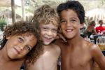 Ibiza 27 juli 2006
Maxim Gullit   en Justin Kluivert en Ruben Kluivert op Ibiza.