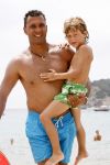 Ibiza 27 juli 2006
Ruud Gullit op vakantie met Estelle Joelle en Maxim op Ibiza.