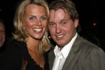 Hoofddorp 28 juni 2006
CD presentatie Robert Leroy in Claus Party house.
Sanne Heijen met Dennis v Tellingen
Peter Smulders bv
