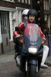 Amsterdam 5 augustus 2006
Sebastiaan labrie met zijn vriendin op scooter