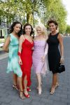 Hilversum 14 mei 2006
Coiffure awards in studio 21.
Valerie Zwikker Rossana Lima Monique Sluyter en Sonja Silva
Peer Smulders bv