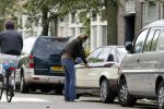 Amsterdam 30 mei 2006
Sophie Hilbrand met gsm en auto