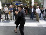Buenos Aires mei 2006
2 dansers dansen de tango ijn het centrum van Buenos Aires.