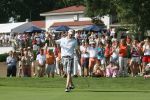Molenschot, 22 Juli 2006
Golfclub Toxandria, Internationaal Golftoernooi Riverwoods 
Winnaar Tim Sluiter op de green van hole 18 maakt zijn birdieput