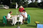 Molenschot, 22 Juli 2006
Golfclub Toxandria, Internationaal Golftoernooi Riverwoods 
Tim Sluiter en Christel Boeljon samen op de green van 18 voor de traditionele lunch voor de winnaars en de opa can Tim