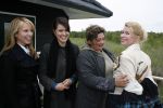 Muiderberg 31 mei 2006
Linda de Mol, Annette Malherbe Tjitske Reidinga  en Susan Visser  (Gooische vrouwen)op woonark in natuurreservaat Naardermeer tegen aanleg A6
Peter Smulders bv