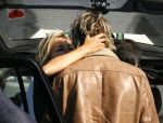 Schiphol 13 augustus 2006
Wendy v Dijk brengt Chris Zegers en zijn broer naar Schiphol.