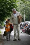Amsterdam 2 juni 2006
Wim Kok haalt zijn2 kleinkinderen van school.
Peter Smulders bv