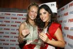Amsterdam 13 juni 2006
FHM party in club Mansion.
Yolanthe Kabau v Karsbergen met Carolien Spoor
Peter Smulders bv