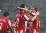 Eindhoven, 25 Augustus 2007 Eerste thuiswedstrijd Seizoen 2007/2008 PSV-NEC, eindstand 5-0
Danko Lazovic wordt gefeliciteerd door Mike Zonneveld