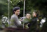 8 augustus 2007
Dinand Woesthoff met vriendin Lucy en   baby