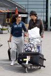 Schiphol 6 augustus 2007
Jan Smit en Yolanthe Cabau v Kasbergen komen terug op schiphol van hun reis naar India de Malediven en New York.
Peter Smulders bv
