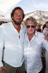 St Tropez 3 augustus 2007
Jan des Bouvrie viert zijn 65 e verjaardag bij Tropezina . Jan met Herman heinsbroek