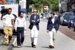 Amsterdam 31 juli 2007
Jort Kelder met een collega op de pc hooftstraat. Viktor en Rolf spannen rechtzaak aan tegen hen.