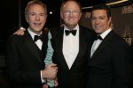 Rotterdam 6 juni 2005
Uitreiking Johnny Kraaykamp Musical awards in nieuwe  luxor.
Jos Brink en Frank Sanders en Joop v d Ende
Peter Smulders bv