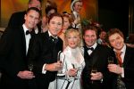 Eindhoven 21 november 2004
Premiere Hello Dolly in schouwburg Eindhoven.
 Jos Brink enWilleke Alberti Jamai en Roel Vente en Albert Verlinden