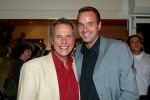 Amsterdam 22 september 2003
Premiere in de wolken met Johnny Kraaykamp jr en laus steenbeeke in het nieuwe de la mar theater
jos brink met zoon Paulv Ewijk


Peter Smulders bv