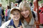 Wassenaar 11 juli 2007
Premiere Sitah in duinrell. Marilou Legrand met zoontje Quin