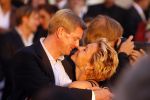 Scheveningen 1 juli 2007
Mariska v Kolck verliefd en kussend met haar man Knut.