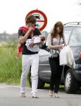 8 augustus 2007
Tara Elders met Michiel Huisman en baby