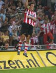Eindhoven, 25 Augustus 2007 Eerste thuiswedstrijd Seizoen 2007/2008 PSV-NEC, eindstand 5-0
Otman Bakkal is erg blij met zijn doelpunt (4-0)