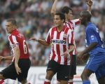 Eindhoven, 25 Augustus 2007 Eerste thuiswedstrijd Seizoen 2007/2008 PSV-NEC, eindstand 5-0
Otman Bakkal Timmy Simons