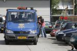 Amsterdam, 27 Juli 2007
Rick Brandsteder ging vandaag met zijn broer Robert Brandsteder en chauffeur Menno Kohler de auto van zijn moeder ophalen die hij afgelopen week met drank op in elkaar had gereden.
Na een nachtje cel mocht hij weer naar huis.
Foto Peter Smulders BV