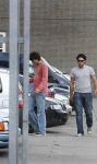 Amsterdam, 27 Juli 2007
Rick Brandsteder ging vandaag met zijn broer Robert Brandsteder en chauffeur Menno Kohler de auto van zijn moeder ophalen die hij afgelopen week met drank op in elkaar had gereden.
Na een nachtje cel mocht hij weer naar huis.
Foto Peter Smulders BV