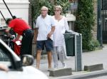 Amsterdam 6 augustus 2007
Rijk de Gooyer en zijn vriendin Nel wandelen door Amsterdam.