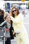 Schiphol 29 juli 2007
Patrick Kluivert en zij zwangere vriendin Rossana Lima komen terug met hun kinderen van vakantie op ibiza.