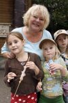 Wassenaar 11 juli 2007
Premiere Sitah in duinrell. Tineke de Nooy met kleinkinderen