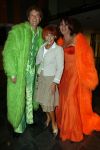 Den Haag 23 juni 2007
Optreden van Anneke Gronloh in het koninklijk theater van Den Haag vanwege haar 65e verjaardag. Op deze dag is ook haar zus Tjula overleden. Trea Dobbs met travestieten