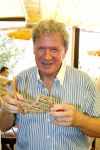 St Tropez 4 augustus 2007
Vrijgezellendag van Willibrord Frequin bij Tahiti Beach.
Peter Smulders bv