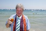 St Tropez 4 augustus 2007
Vrijgezellendag van Willibrord Frequin bij Tahiti Beach.
Peter Smulders bv