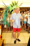 St Tropez 4 augustus 2007
Vrijgezellendag van Willibrord Frequin bij Tahiti Beach.
Peter Smulders bv